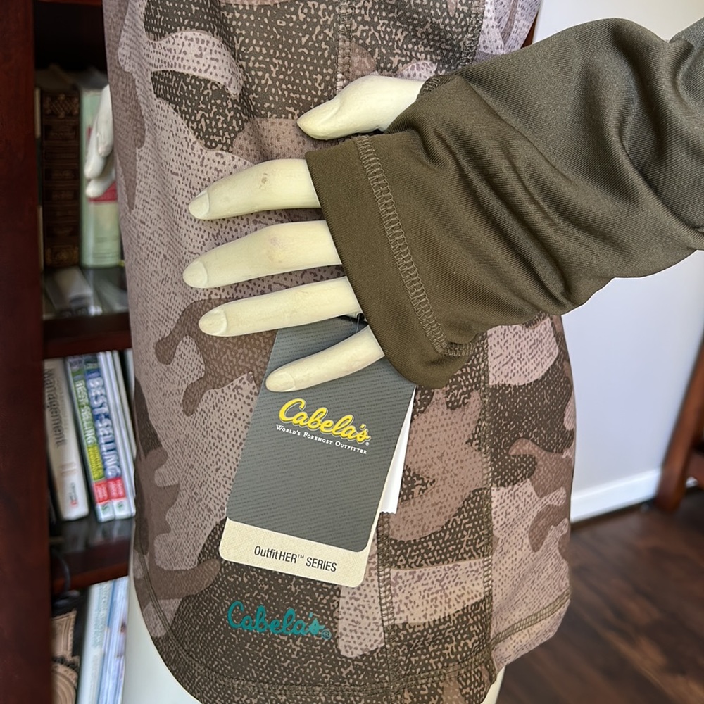 NWT Cabelas Outfit Her camo top - Picture 3 of 10